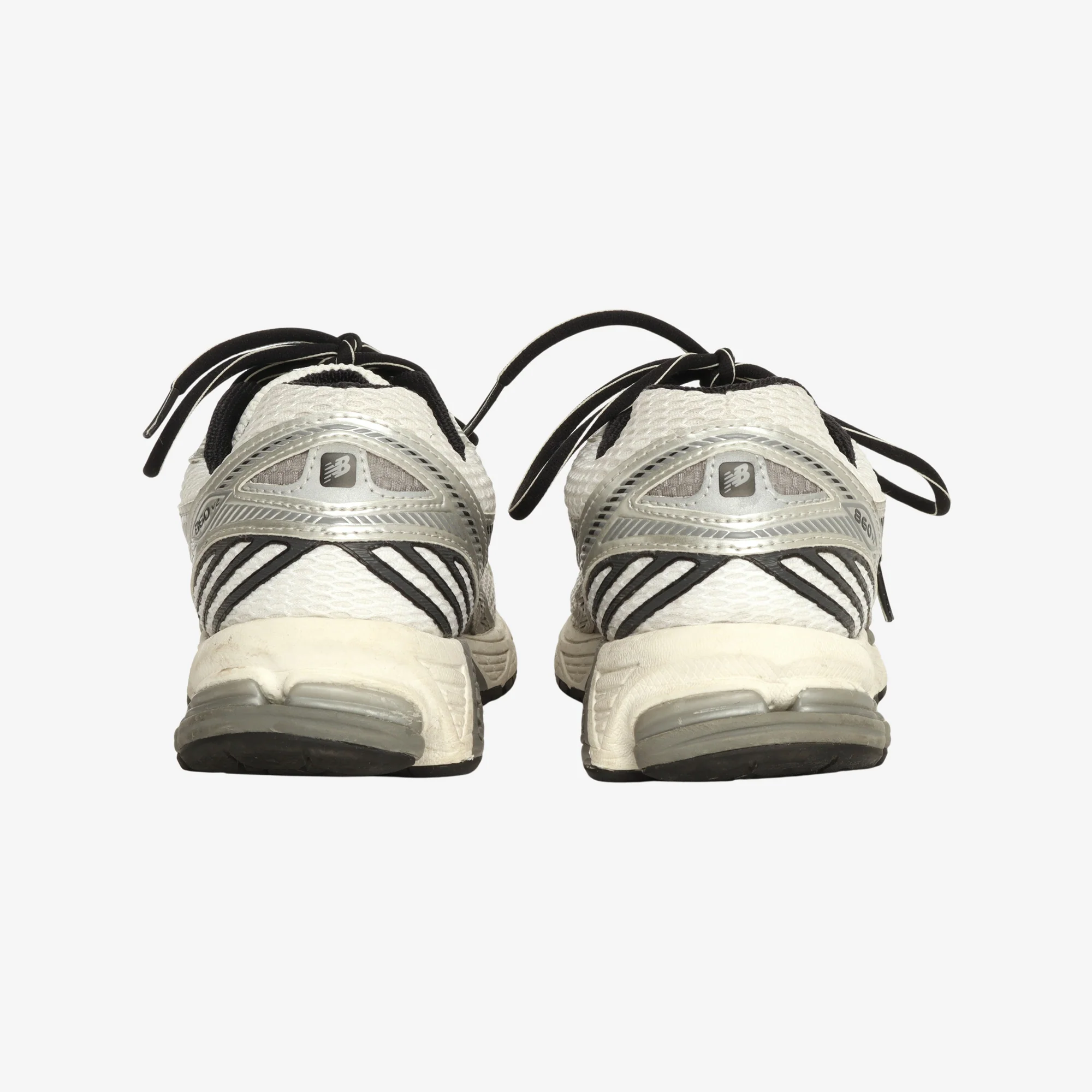 860v2 Sneakers - Image 3