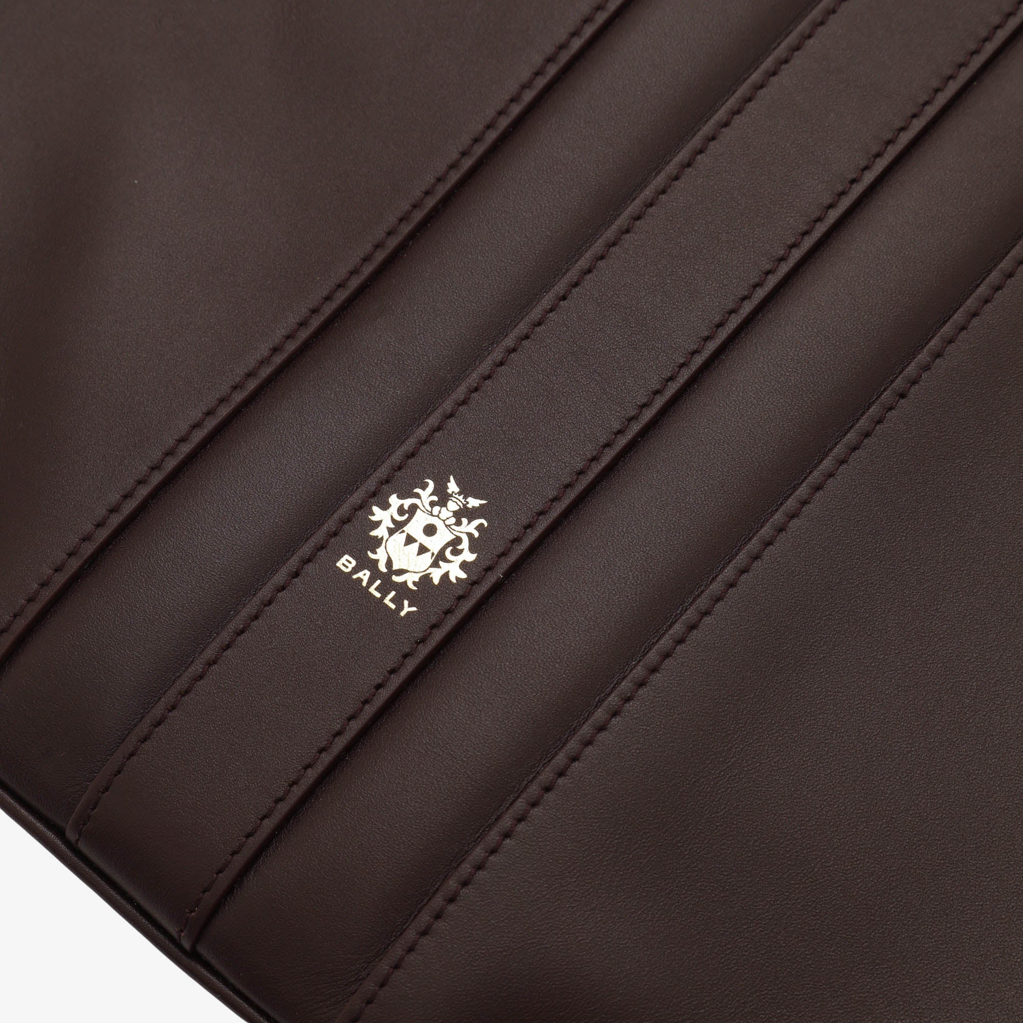 Beckett Buckle Shoulder Bag - Image 3