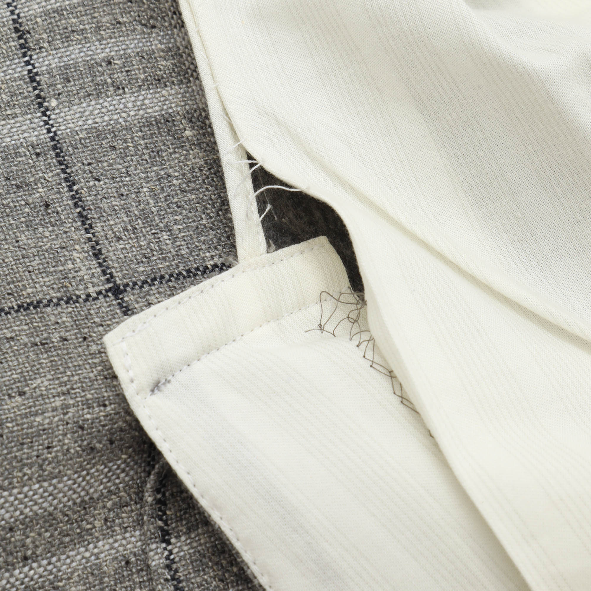 Black Fleece Silk Linen Check Blazer - Image 6