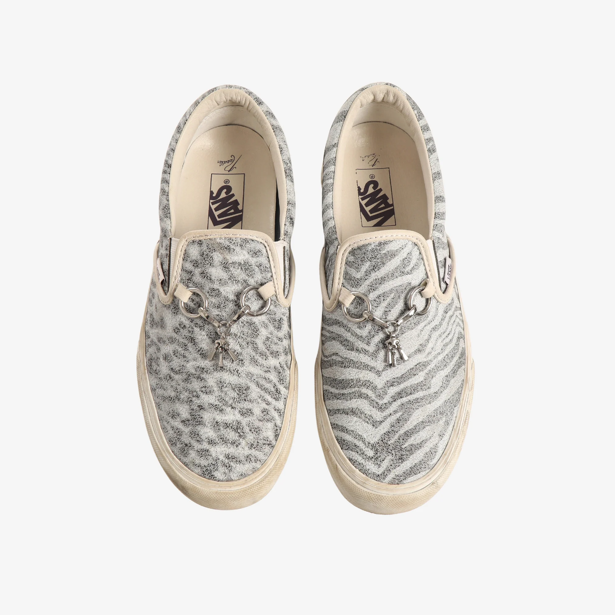 Classic Slip-On V (Needles) - Image 5