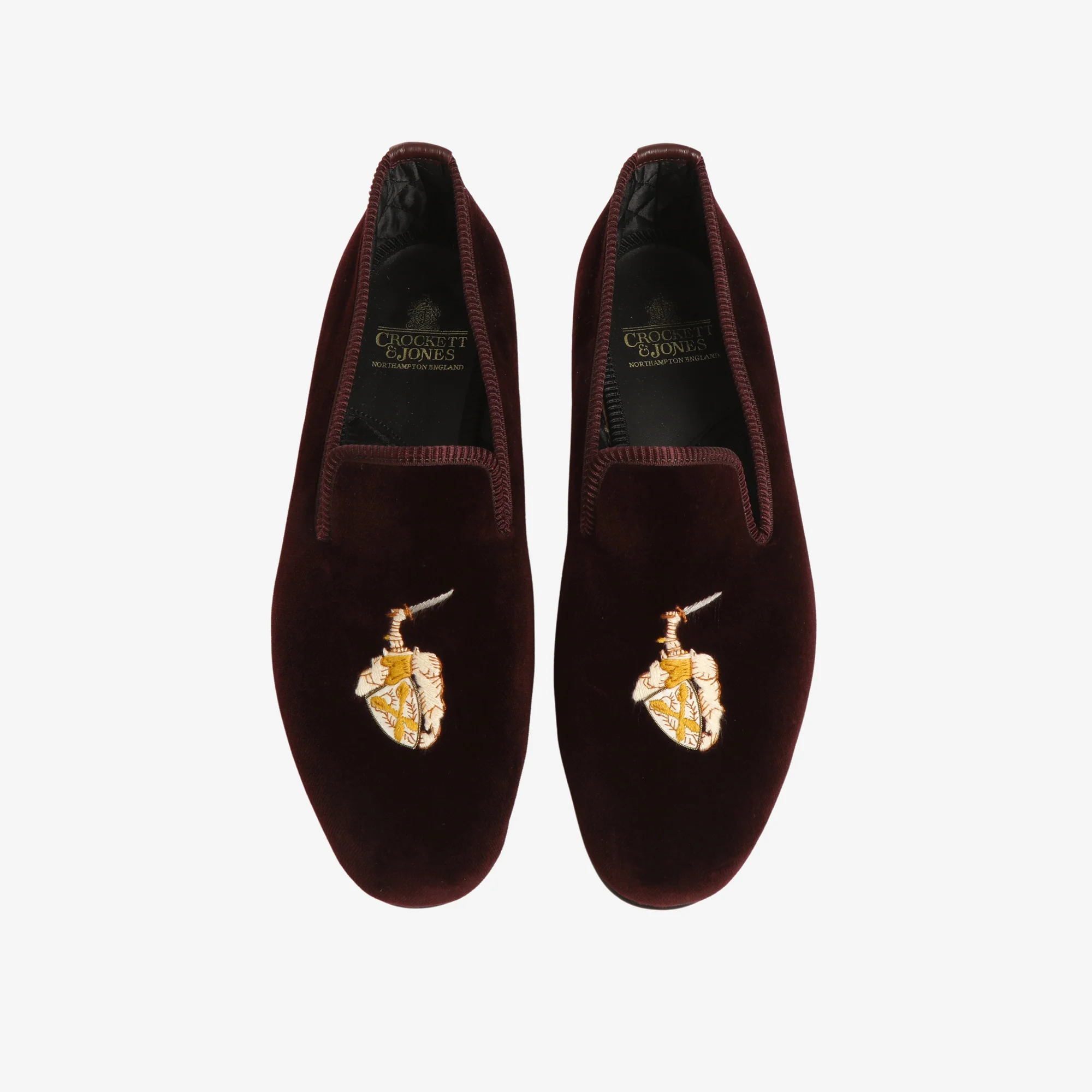 Crested Velvet Albert Slipper - Image 5
