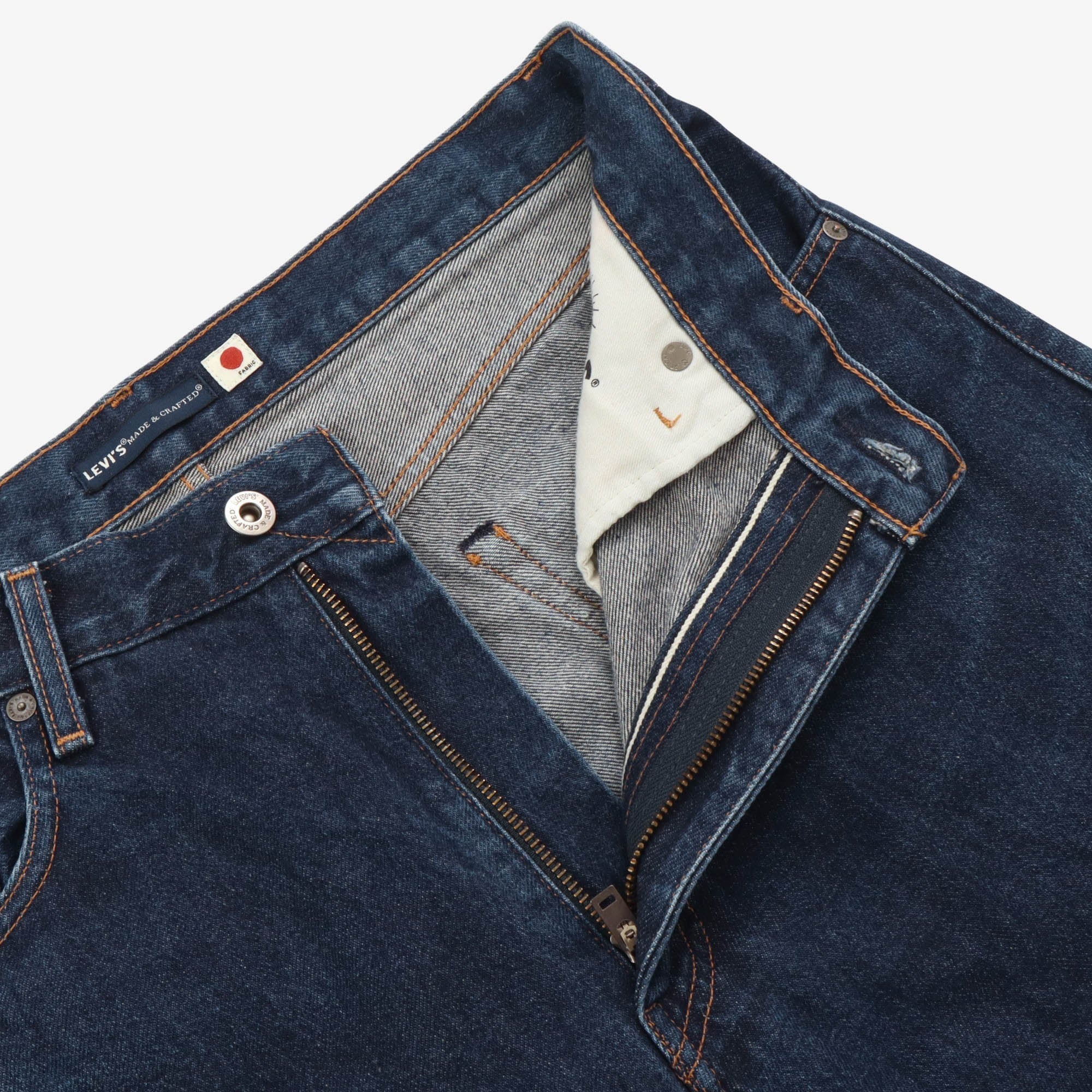 551Z Straight Fit Selvedge Denim (33W X 32L) - Image 4