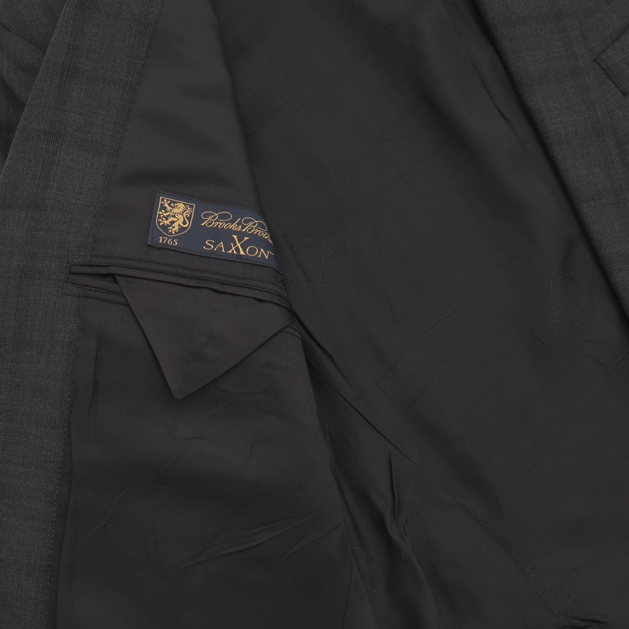 Saxxon Wool Check Suit - Image 4