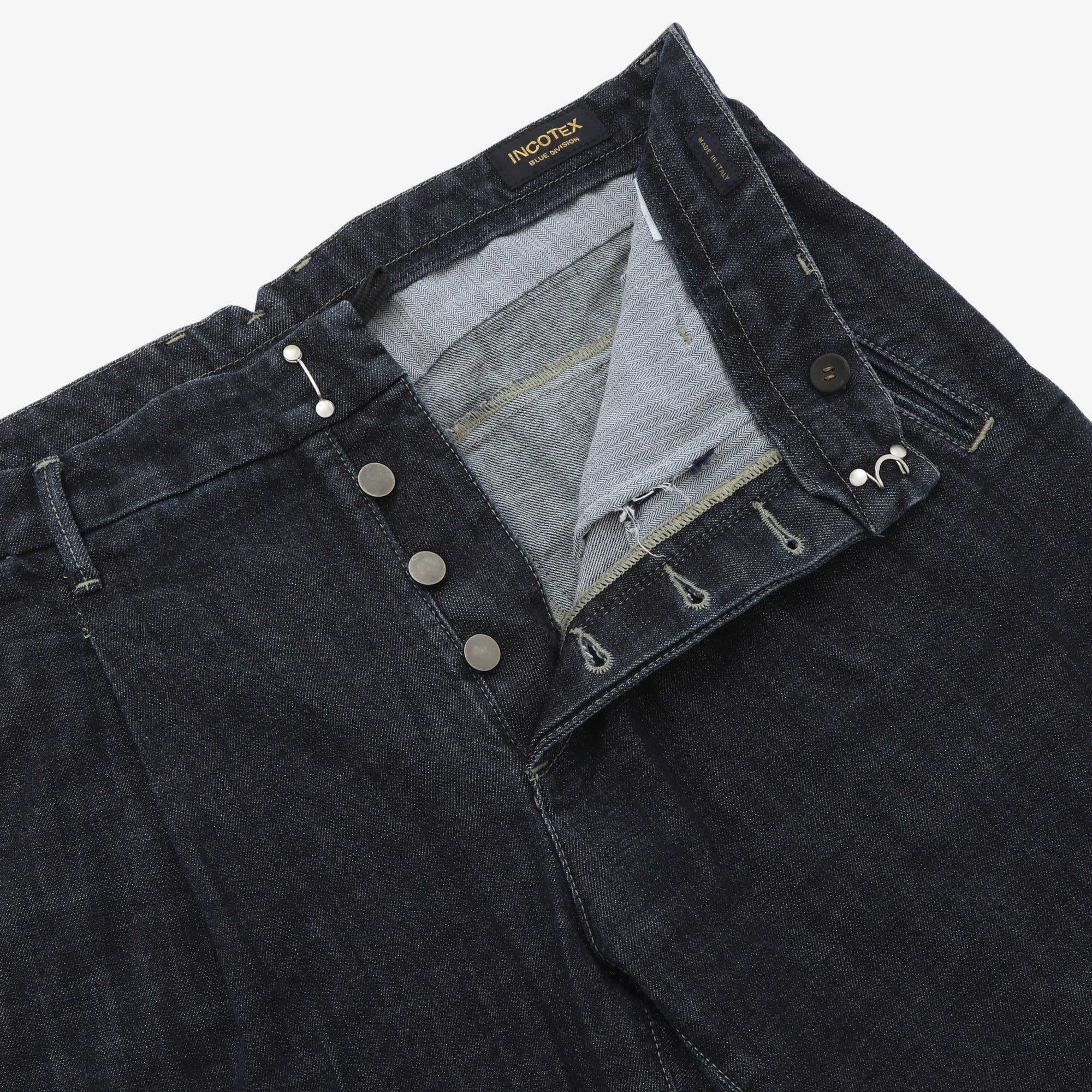 Tapered Fit Denim Trousers (33W X 24.5L) - Image 3