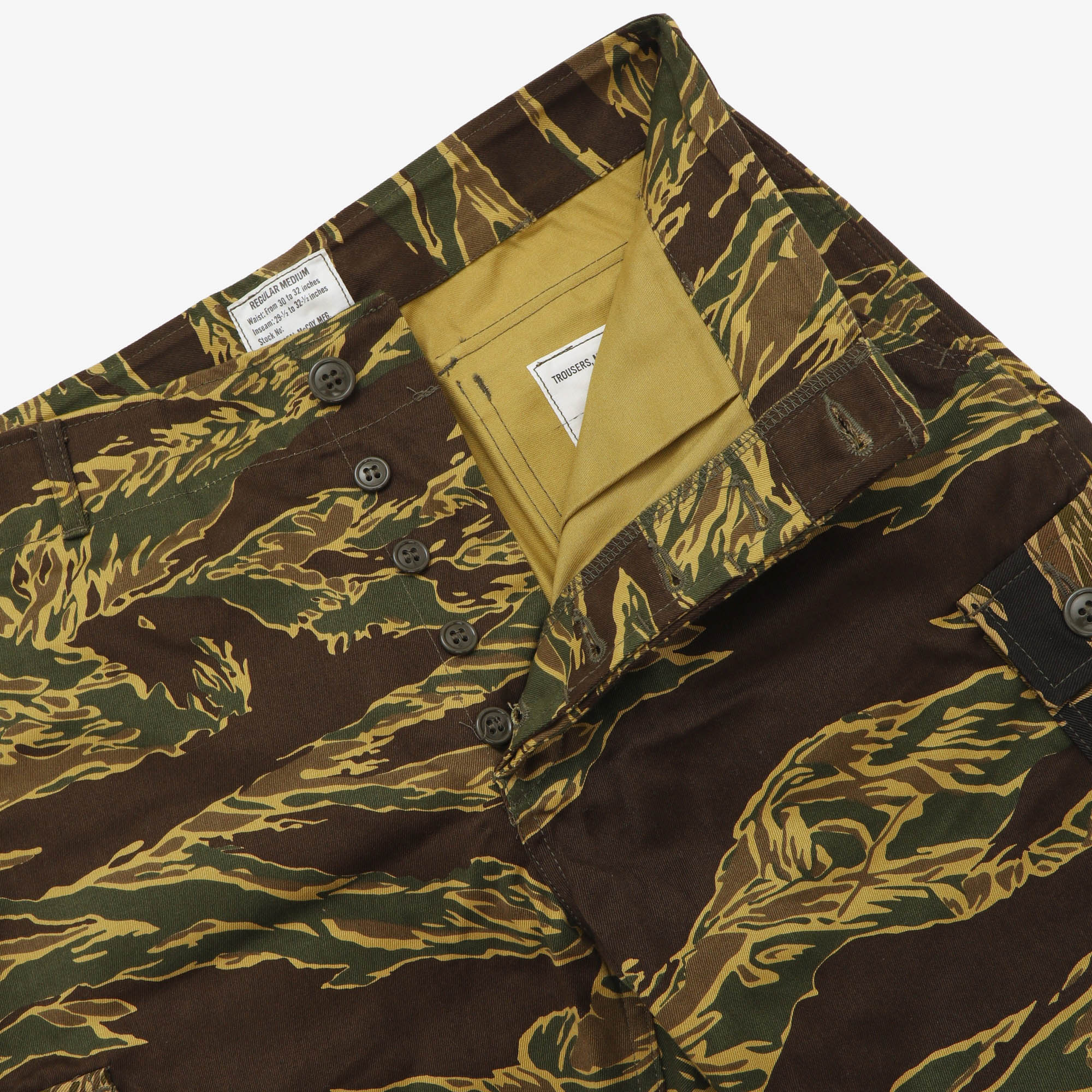 Tiger Camo Civilian Shorts (31W) - Image 3